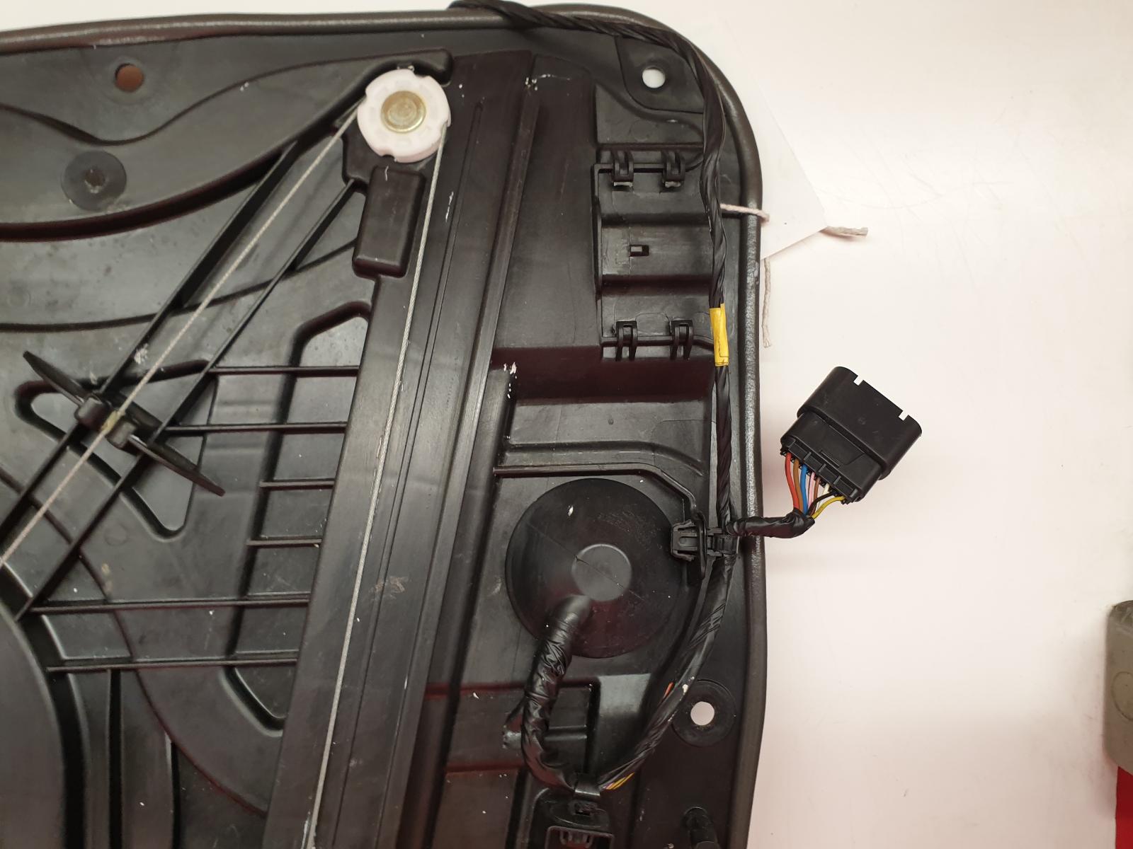 LF Window Regulator Sorento Kia 2016
