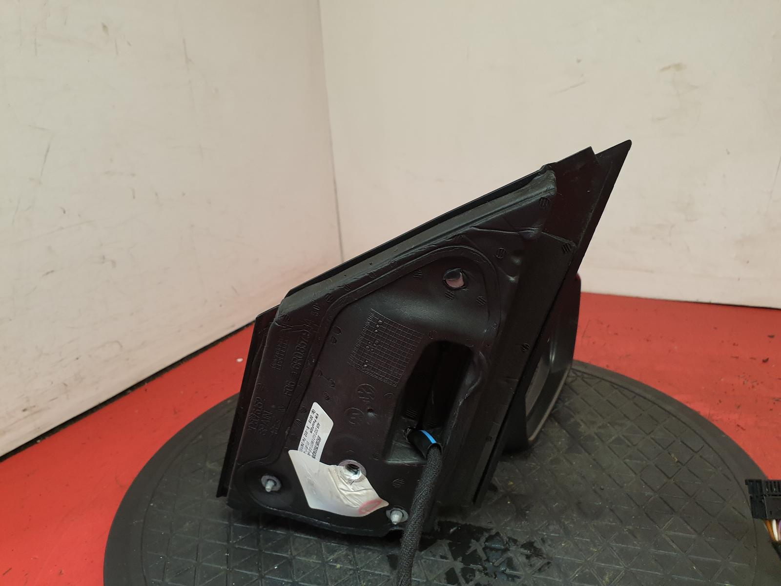R Door Mirror Polo Volkswagen 2011