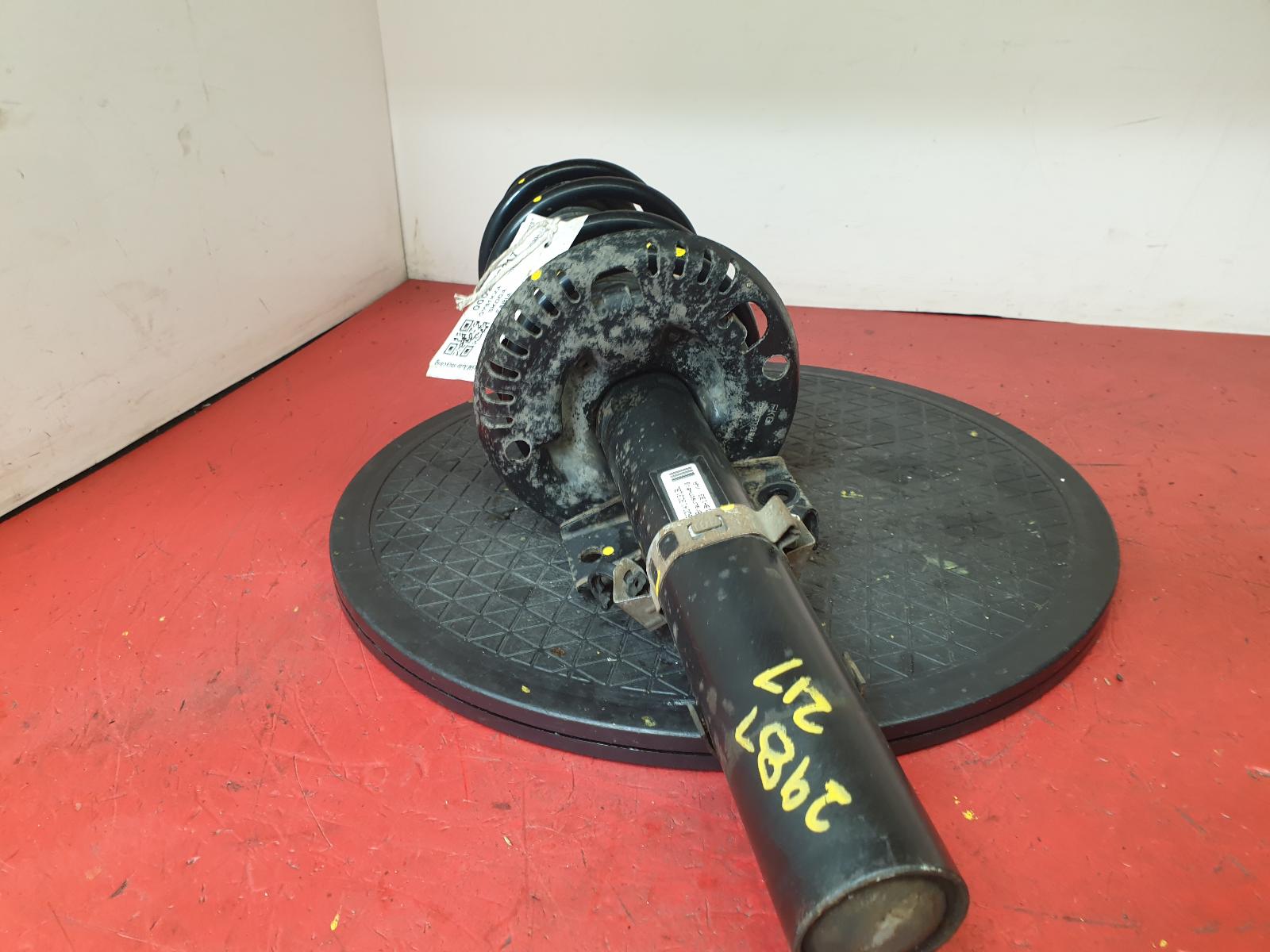 RF Strut Fabia Skoda 2011