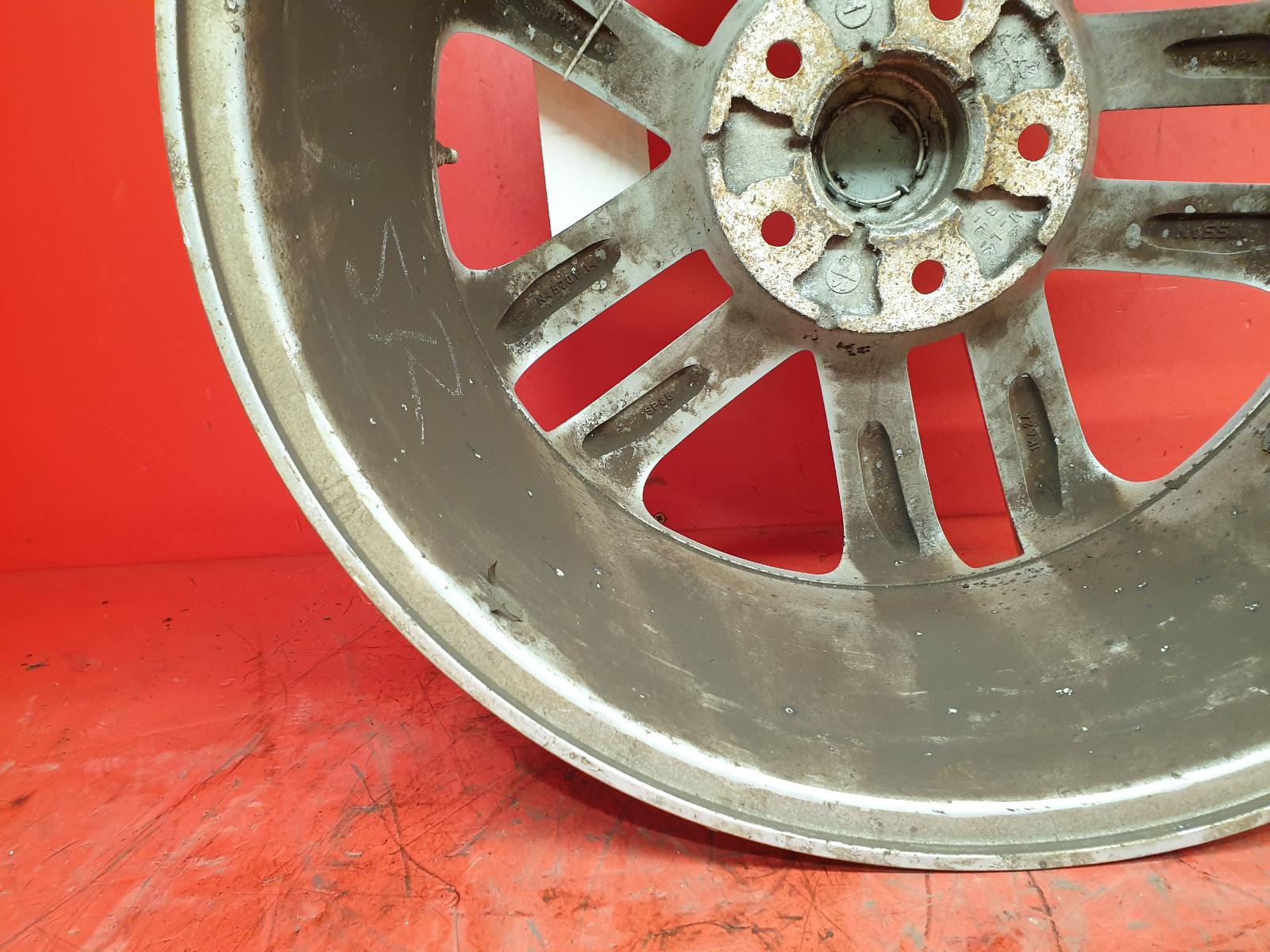 Wheel Juke Nissan 2014