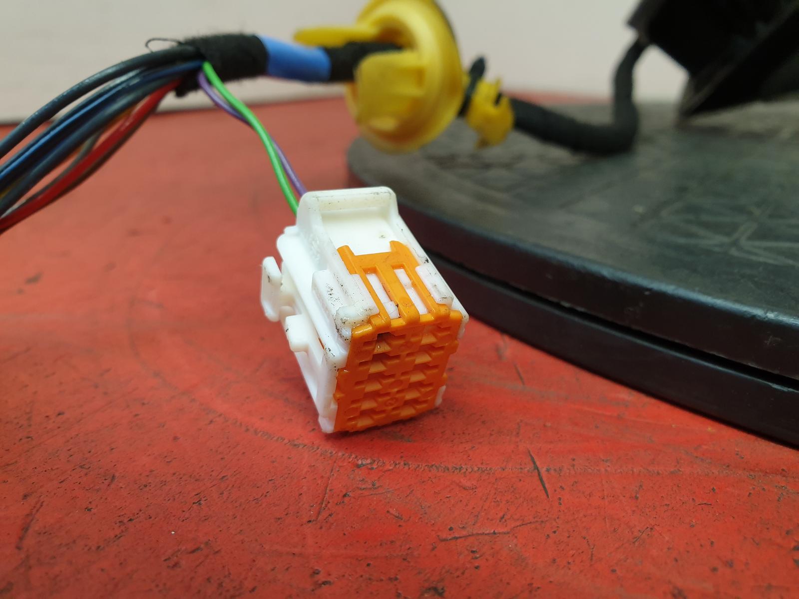 R Door Mirror C4 Citroen 2012 