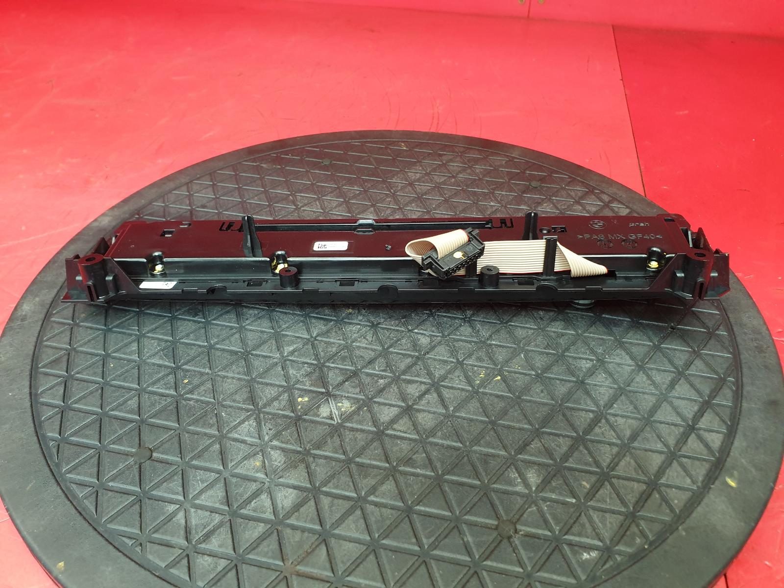 Radio Display 5 Series Bmw 2010