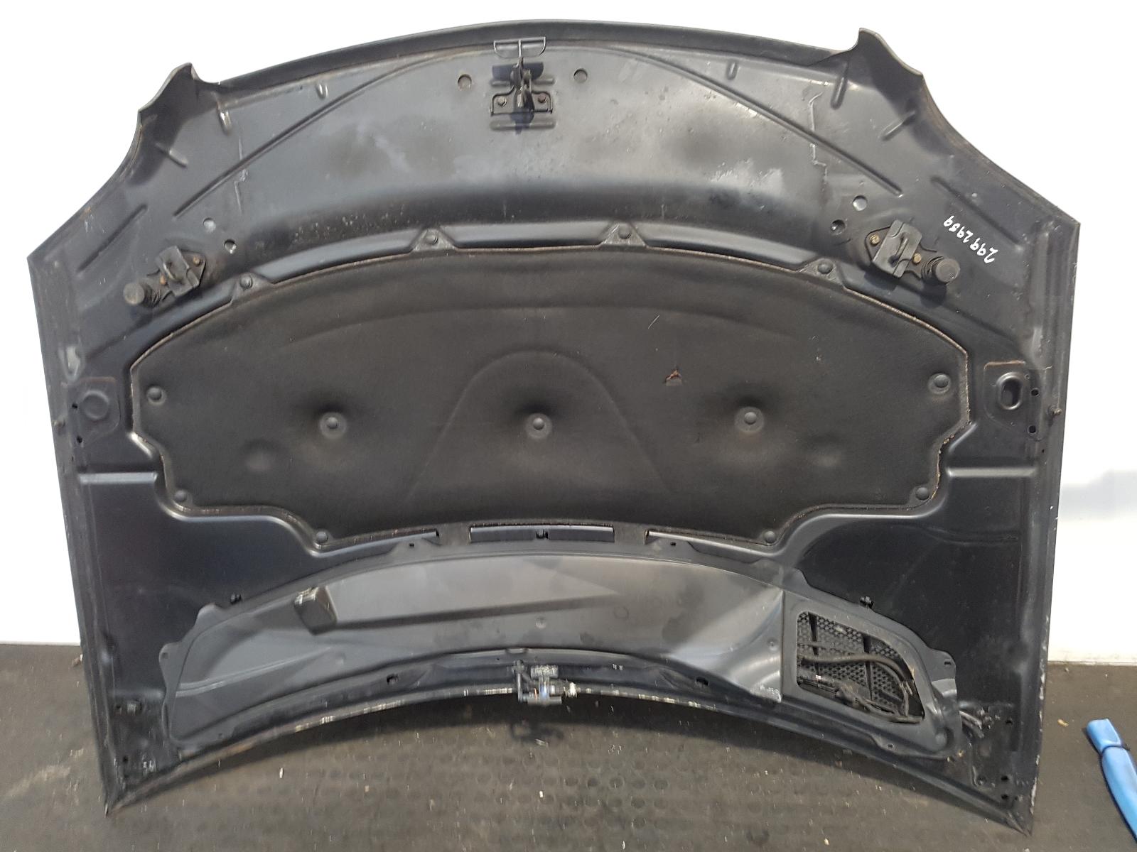 Bonnet M Class Mercedes 2006 