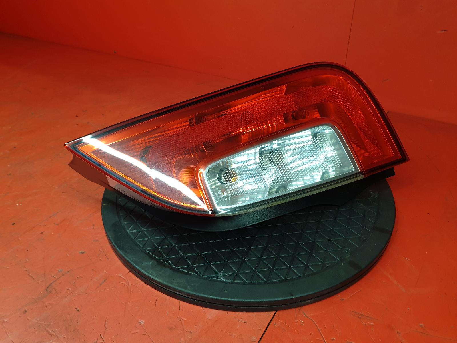 R Taillight Citigo Skoda 2014