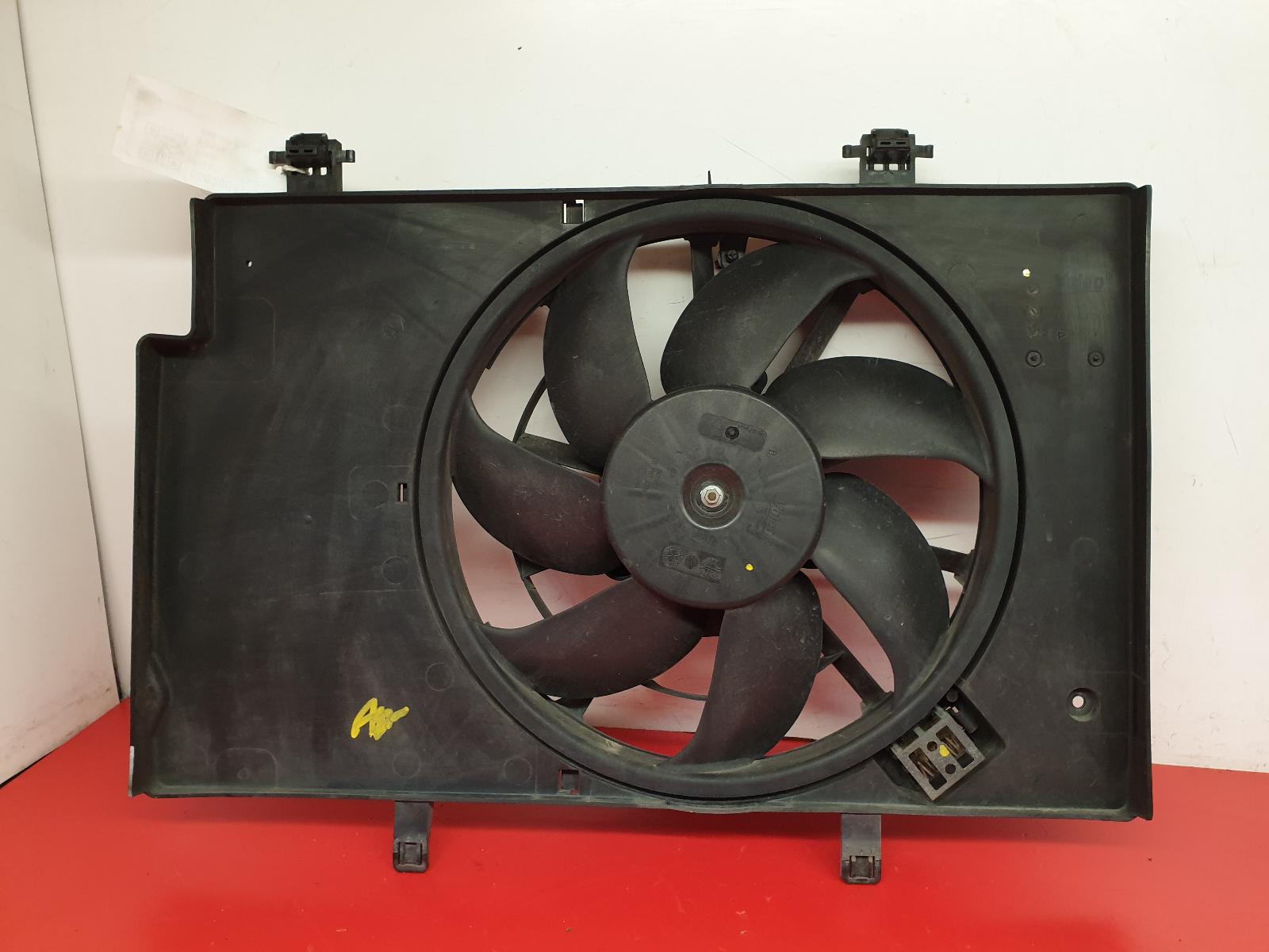 Engine Cooling Motor Fiesta Ford 2012