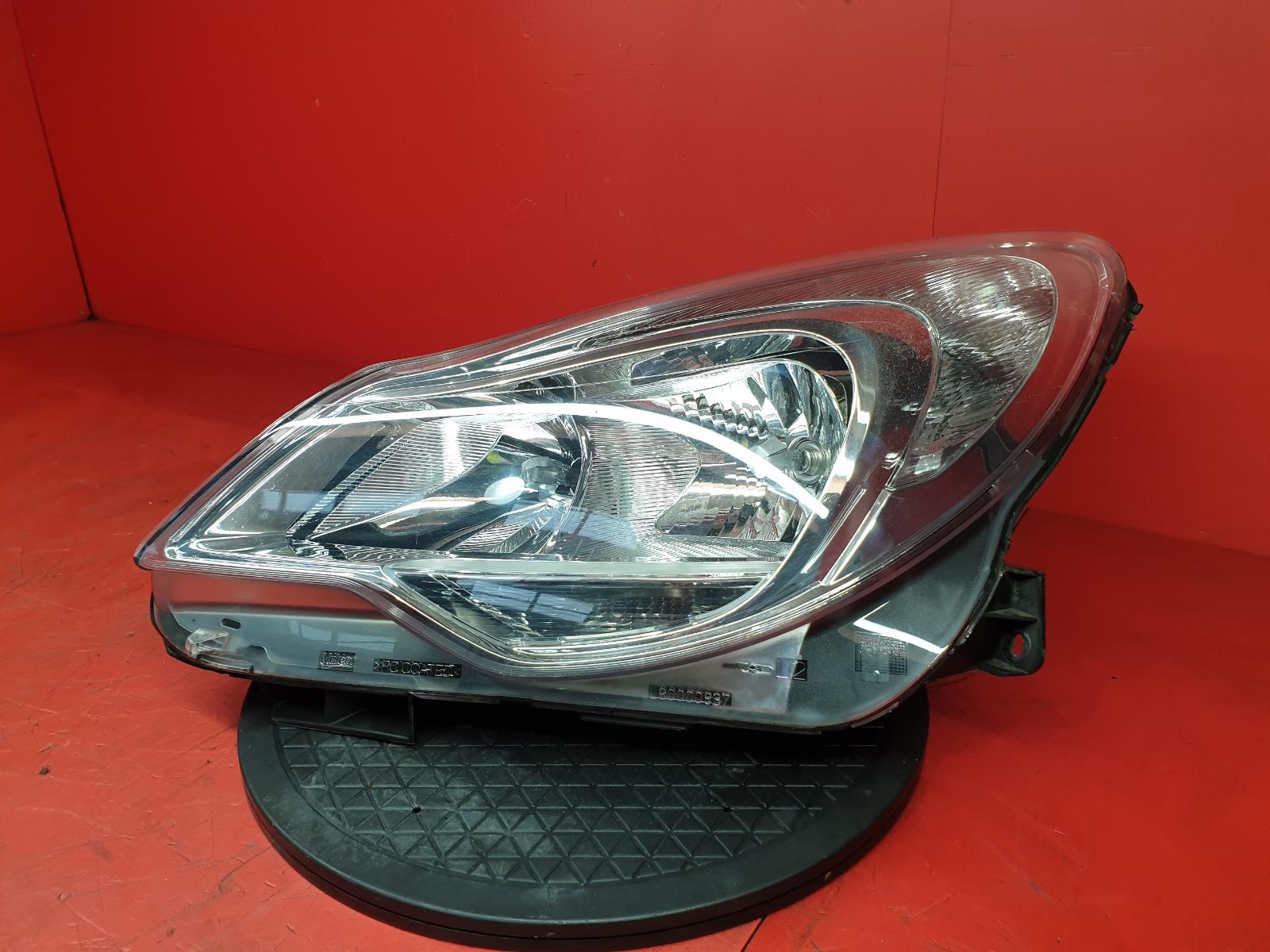 L Headlamp Corsa Vauxhall 2013 