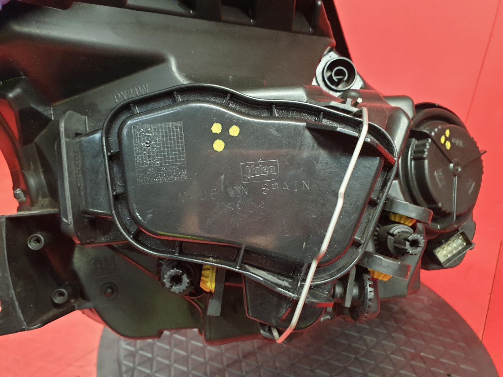 L Headlamp Corsa Vauxhall 2013