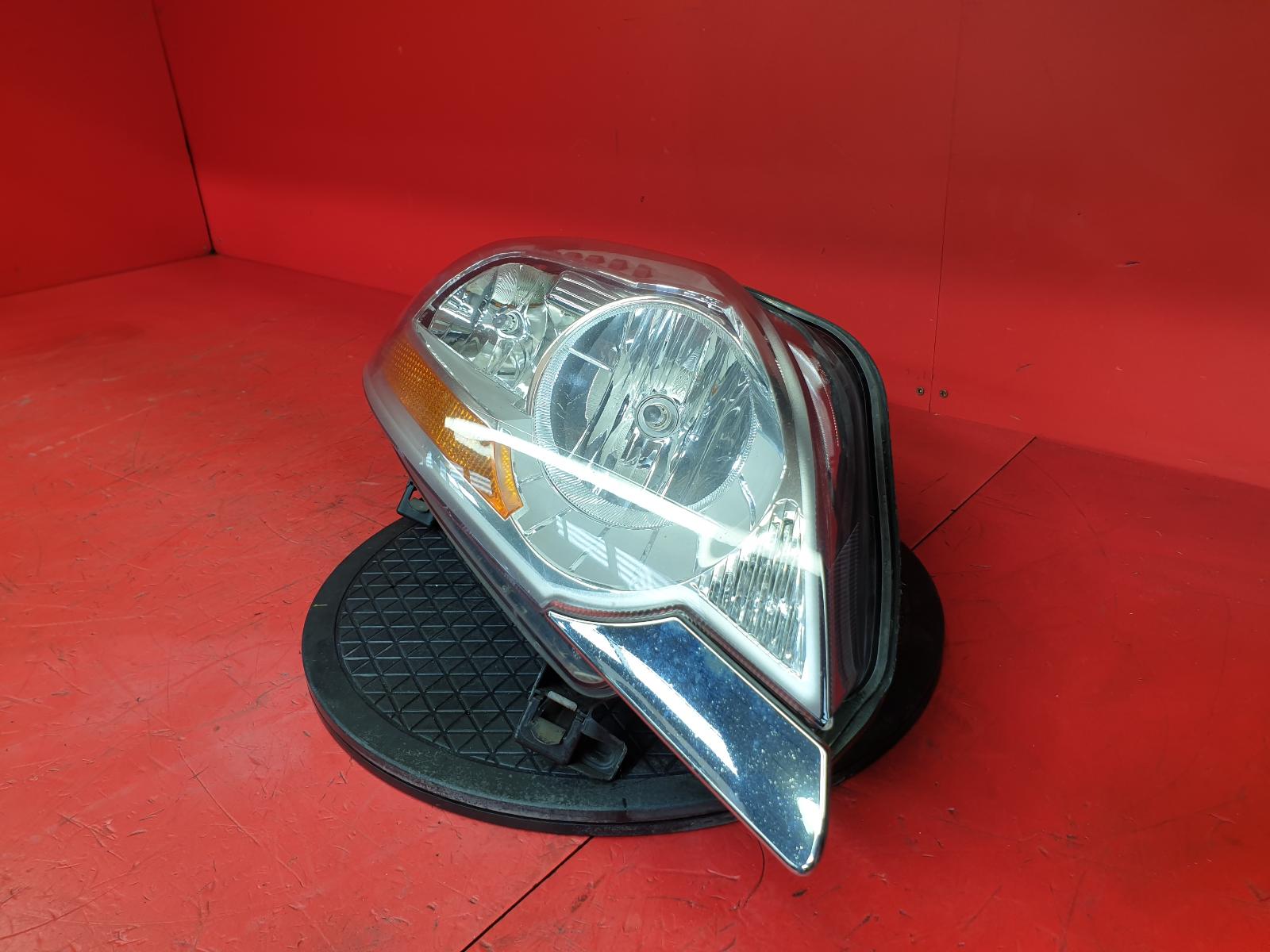 R Headlamp Kuga Ford 2010 