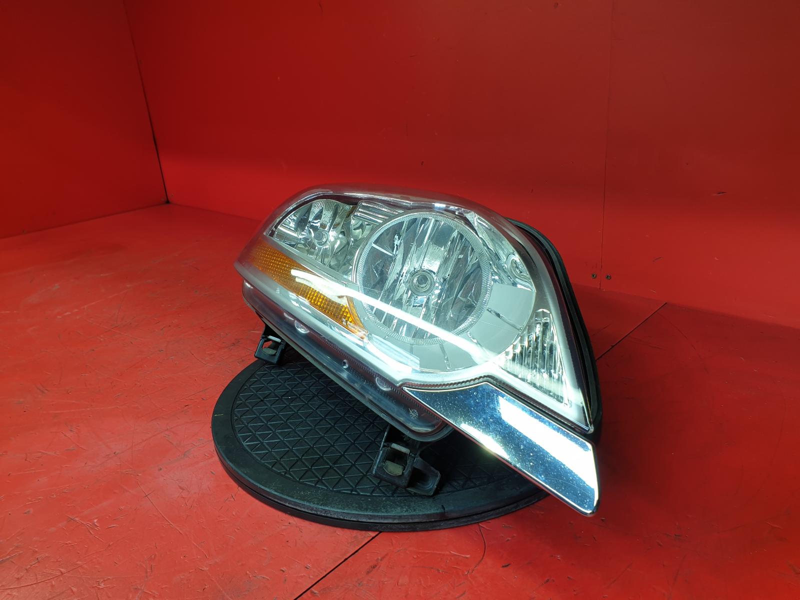 R Headlamp Kuga Ford 2010