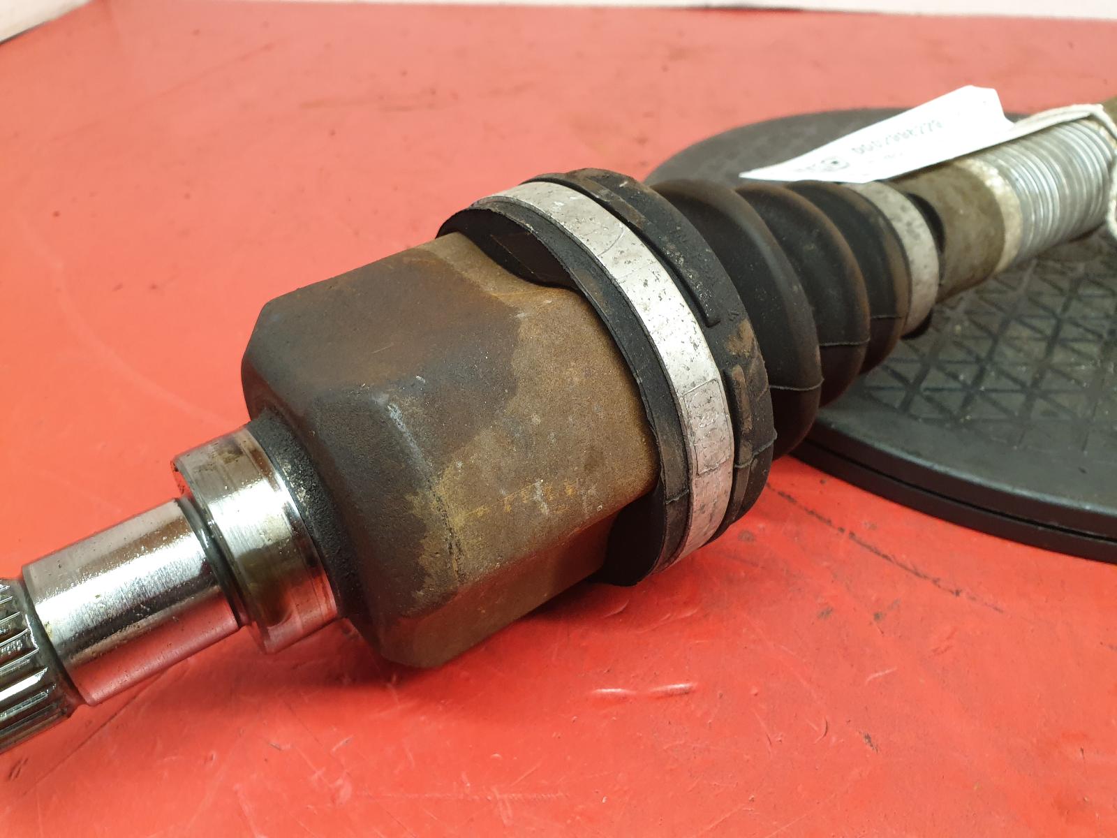 Left Driveshaft 3008 Peugeot 2012