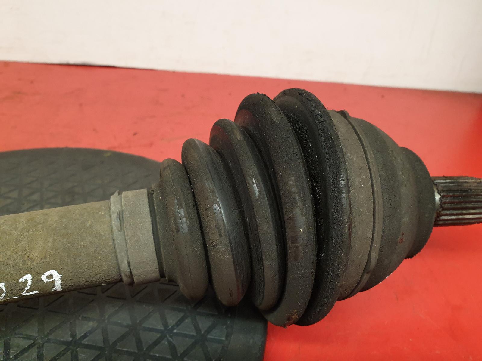 Left Driveshaft 3008 Peugeot 2012