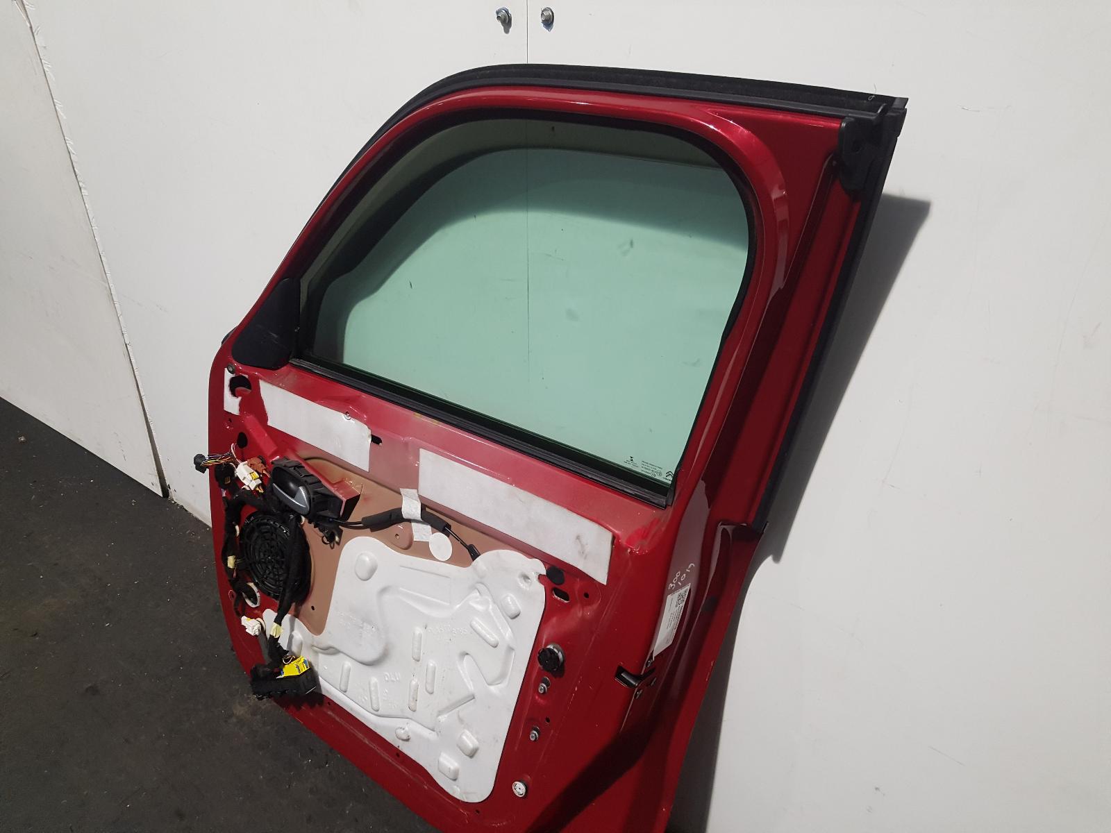 R Front Door C4 Picasso Citroen 2016