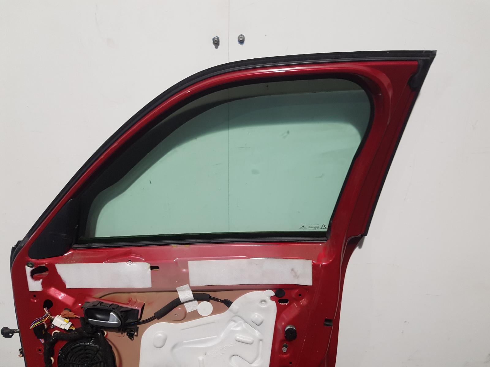 R Front Door C4 Picasso Citroen 2016