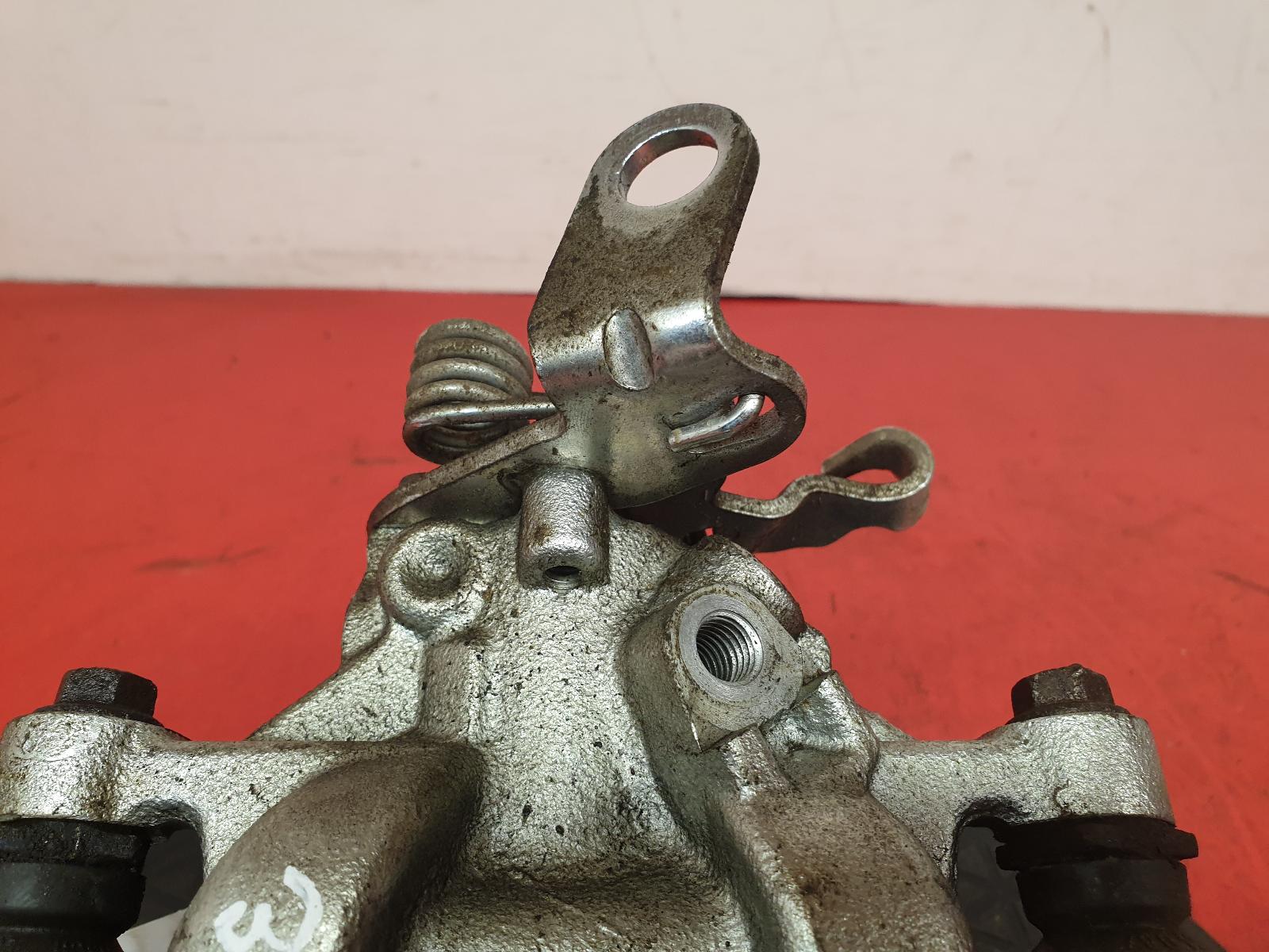 Caliper Superb Skoda 2012