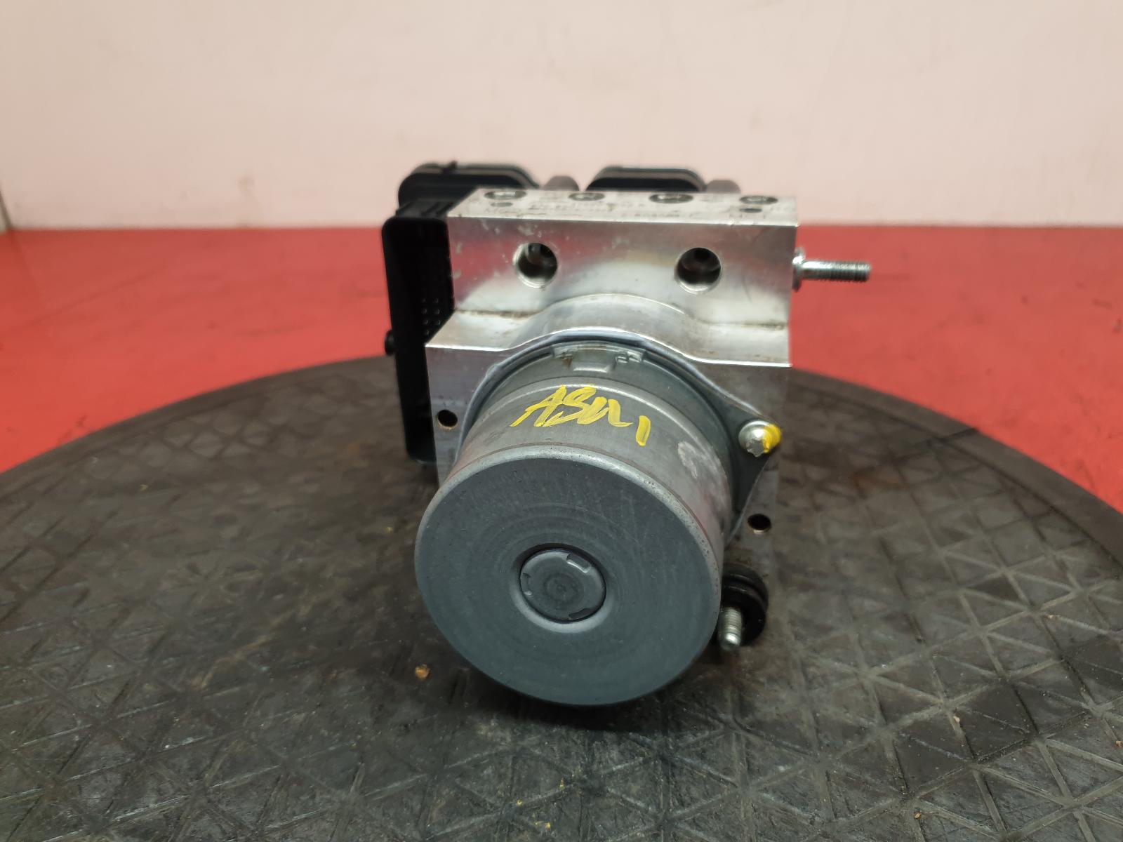 ABS Pump/Modulator Kangoo Renault 2022 