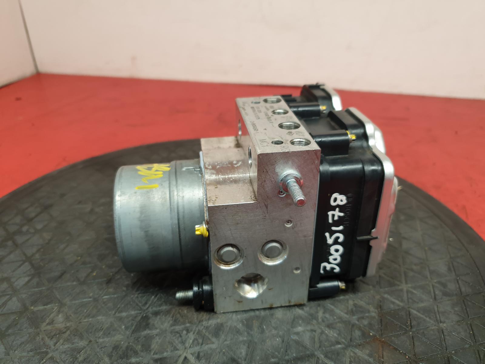 ABS Pump/Modulator Kangoo Renault 2022 