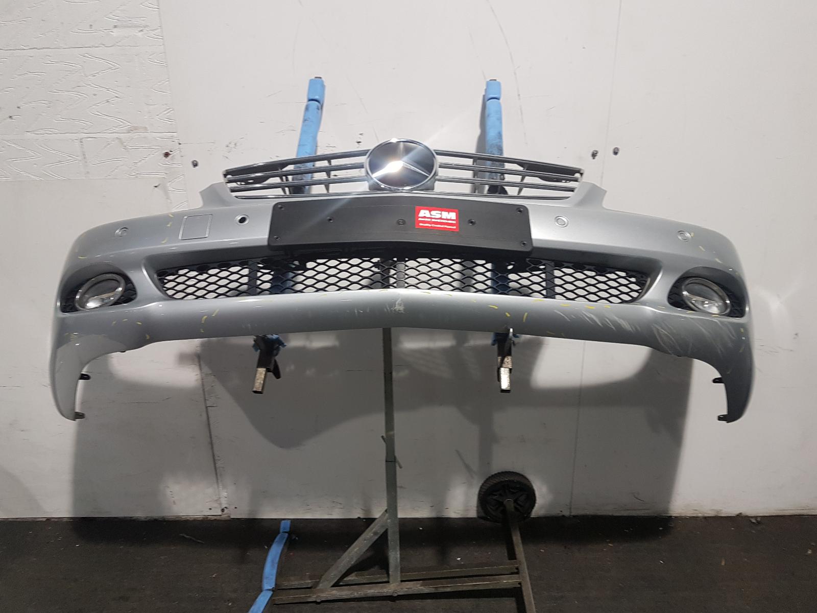 Front Bumper Cls Class Mercedes 2006 