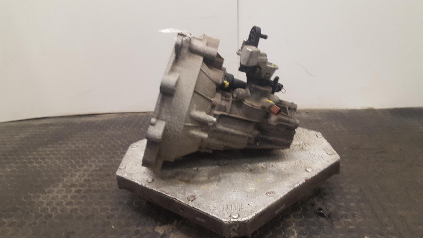 Gearbox Polo Volkswagen 2016