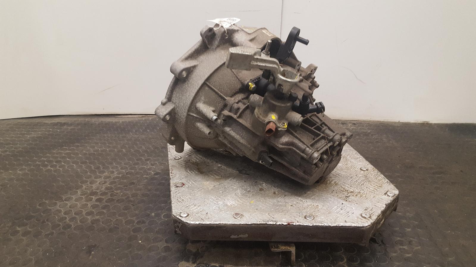 Gearbox Polo Volkswagen 2016