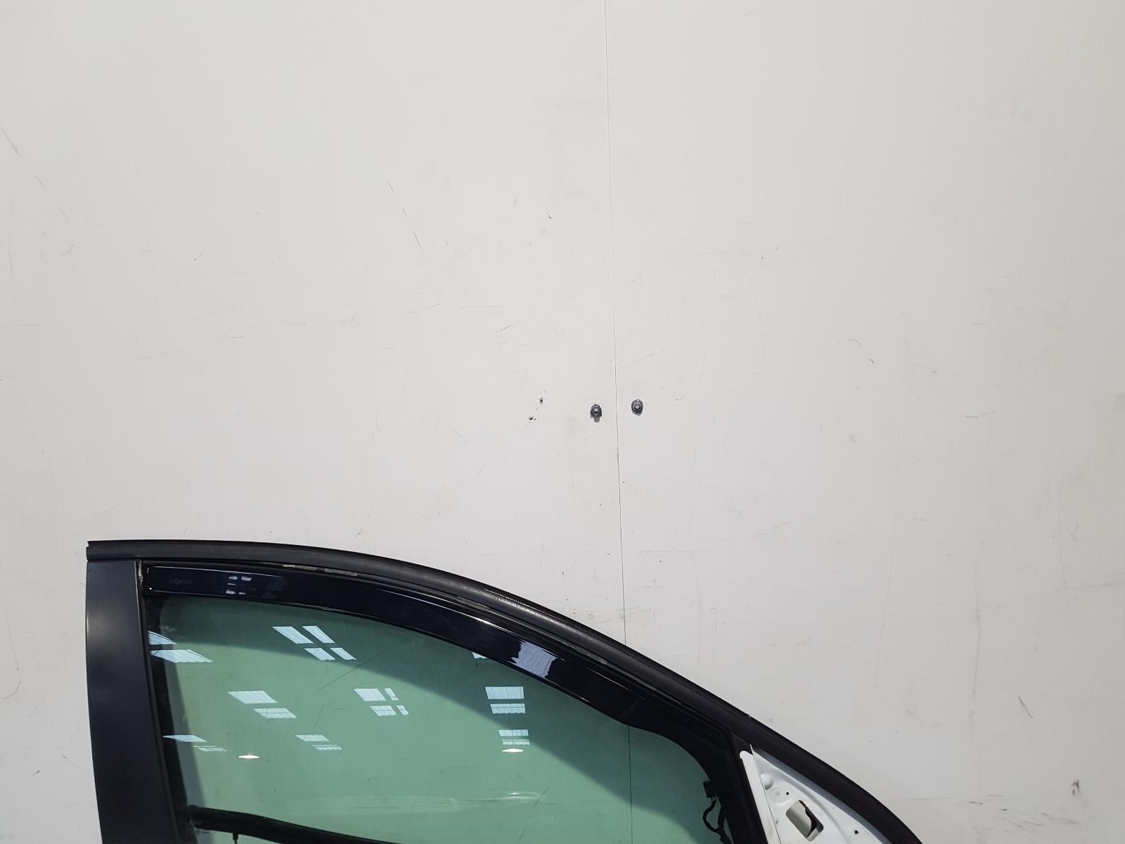 R Front Door Insignia Vauxhall 2013 