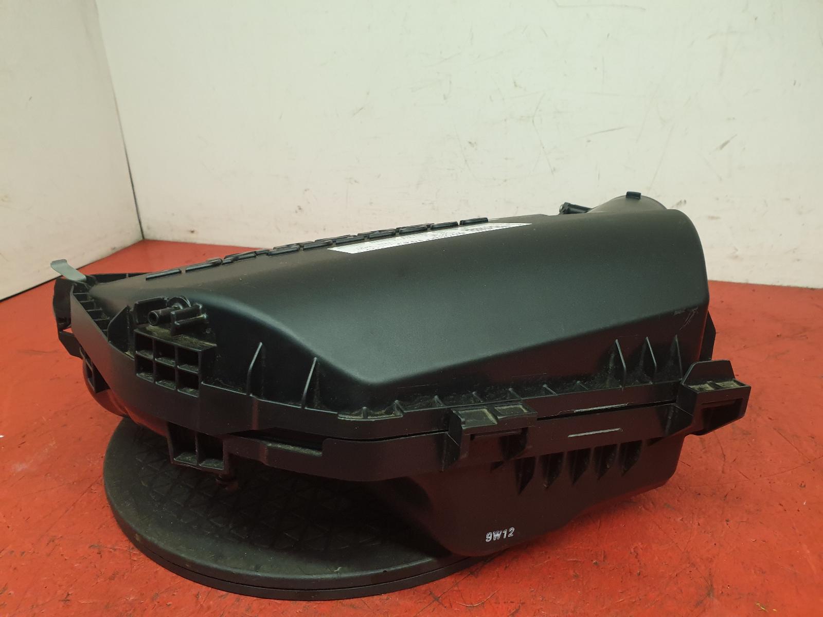 Air Cleaner/Box Vitara Suzuki 2021