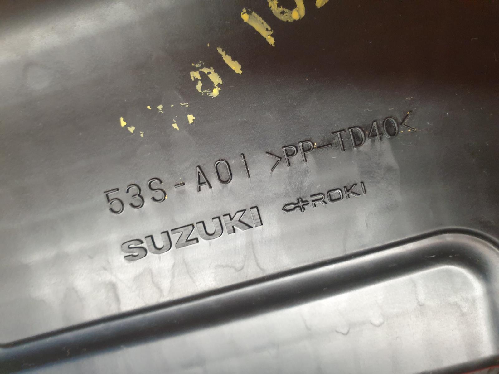 Air Cleaner/Box Vitara Suzuki 2021