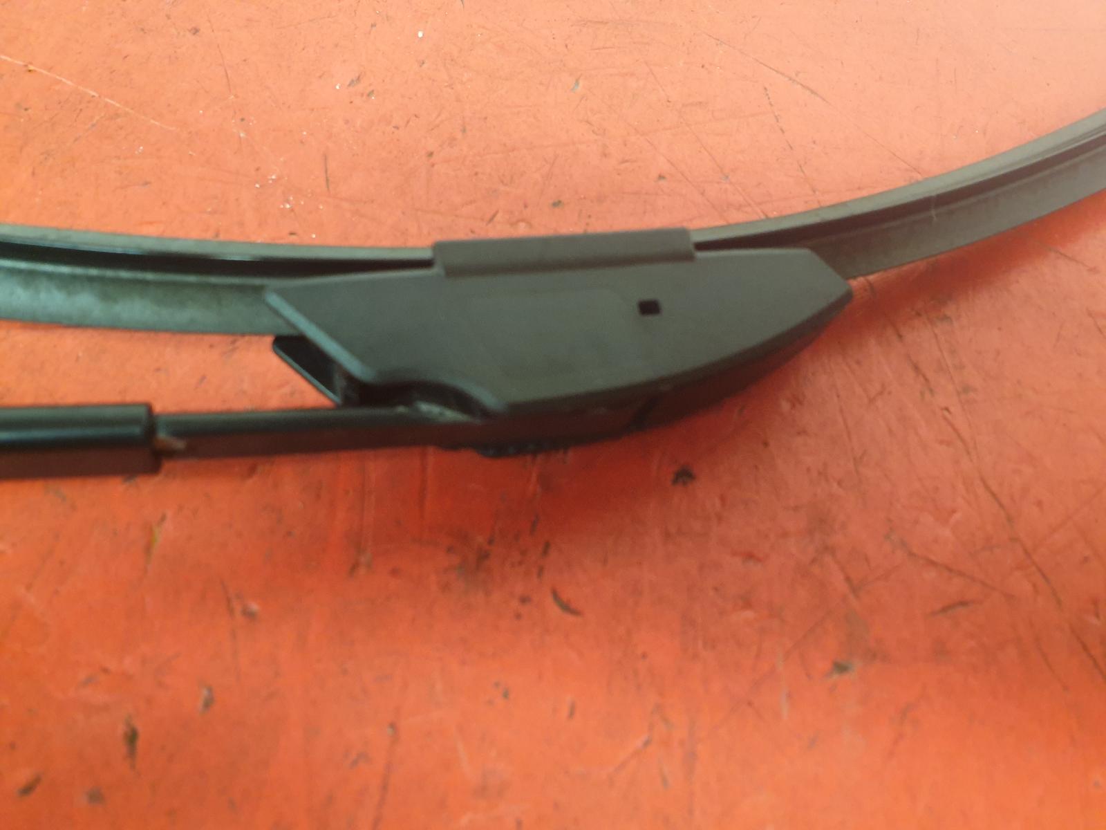 Wiper Arm Crv Honda 2010
