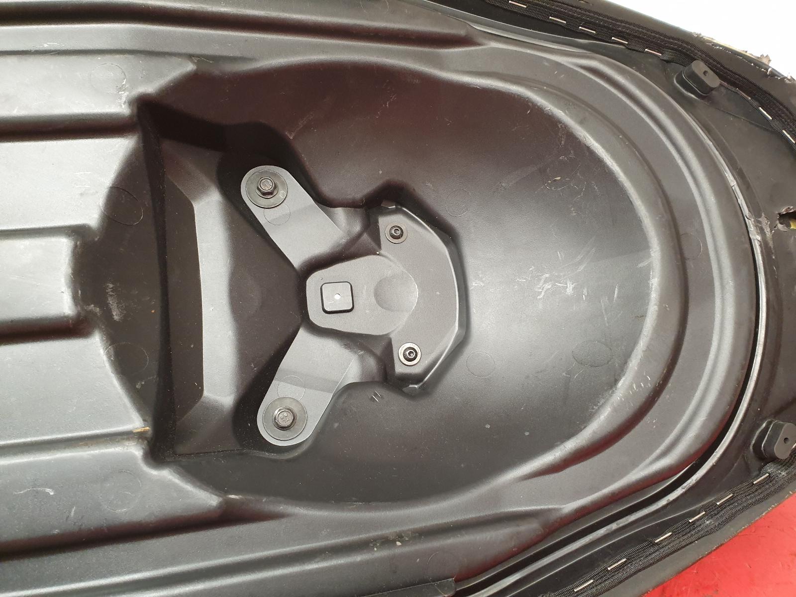 Front Seat Yp Yamaha 2018