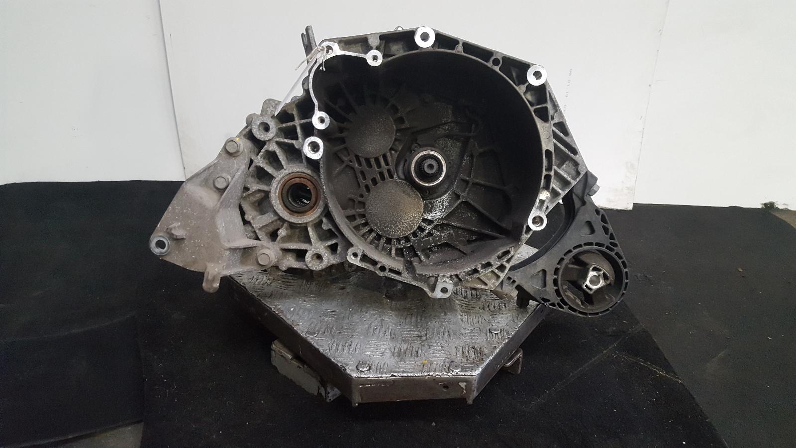 View Auto part Gearbox Vauxhall Zafira 2015