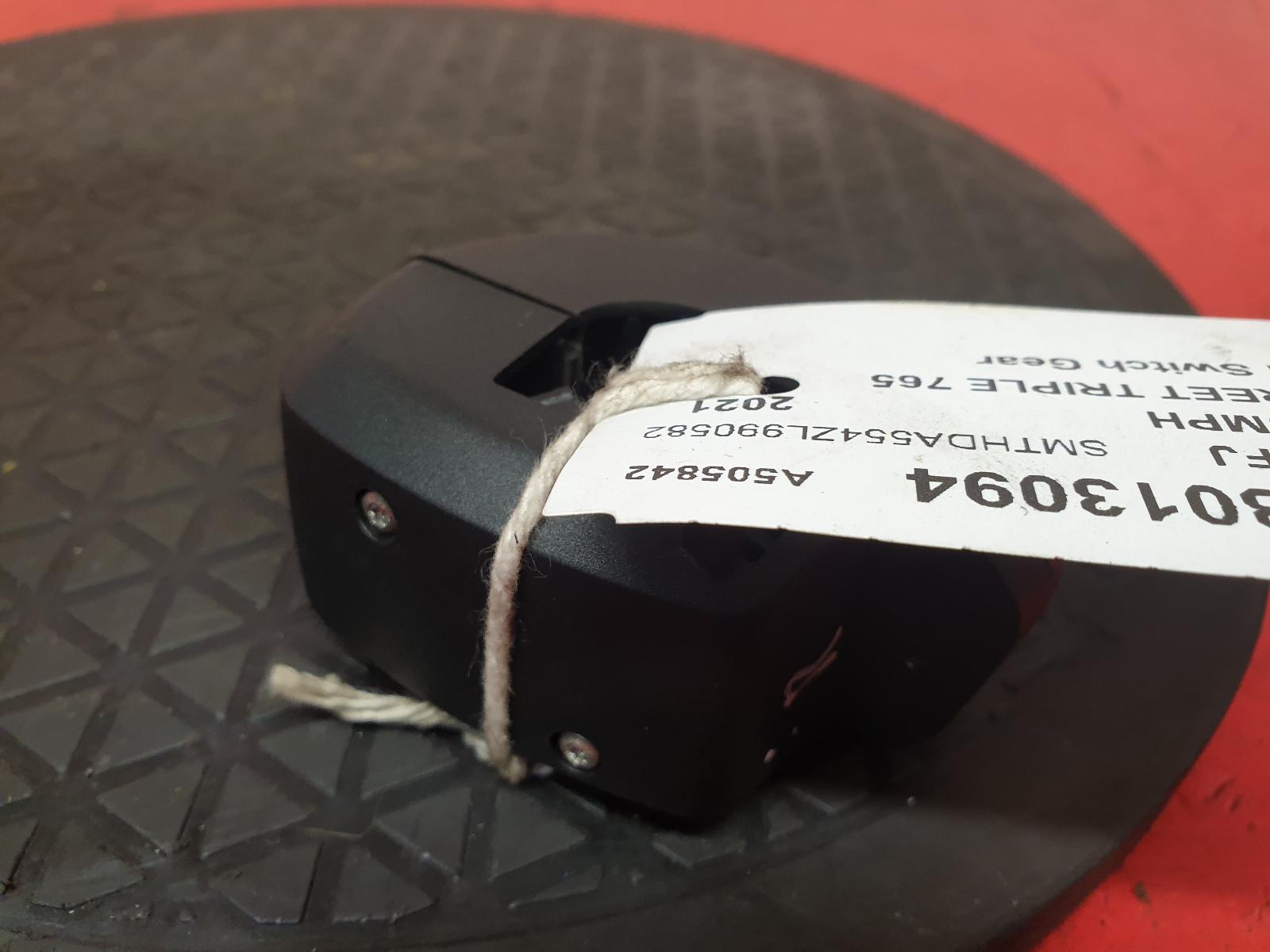 RH Switch Gear Street Triple 765 Triumph 2021 