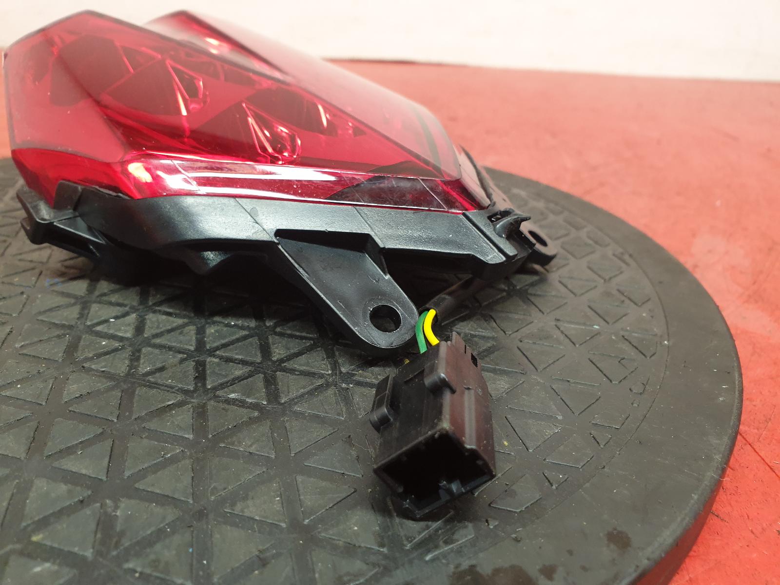 Taillight Street Triple 765 Triumph 2021