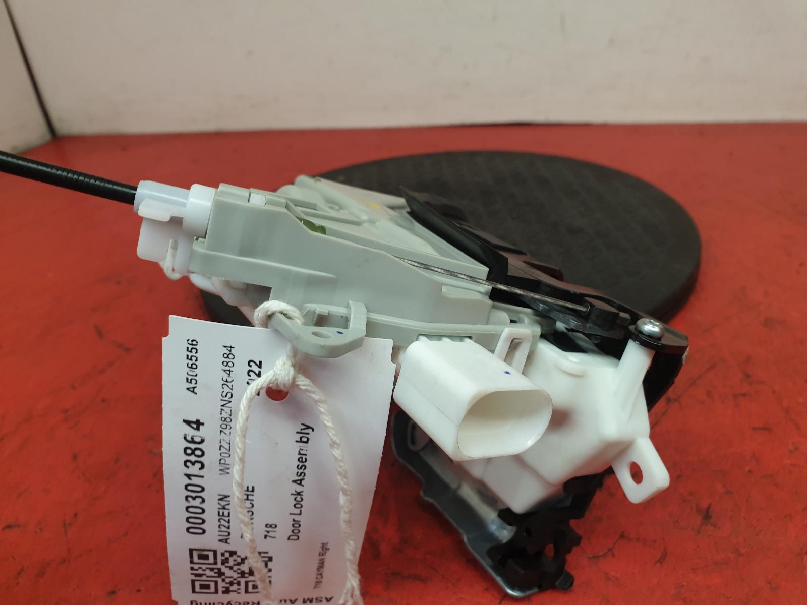View Auto part Door Lock Assembly Porsche 718 2022
