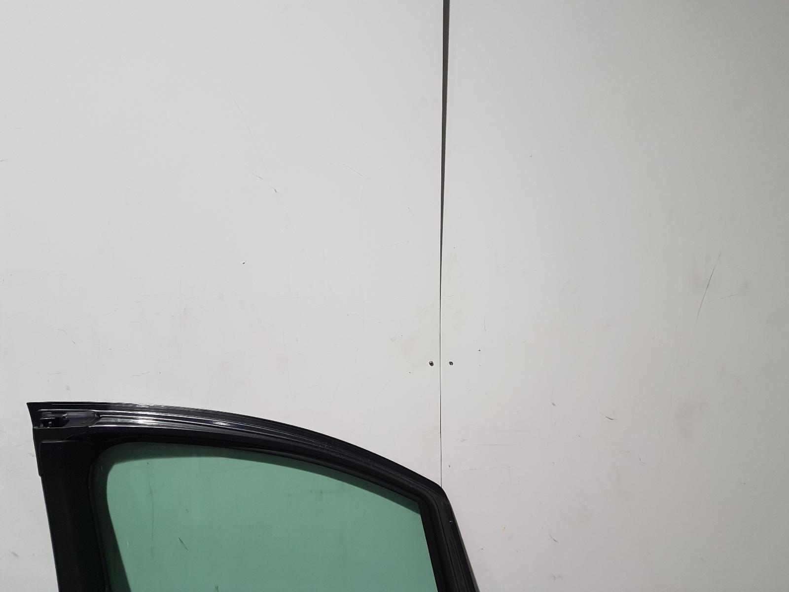 L Front Door B Max Ford 2016 