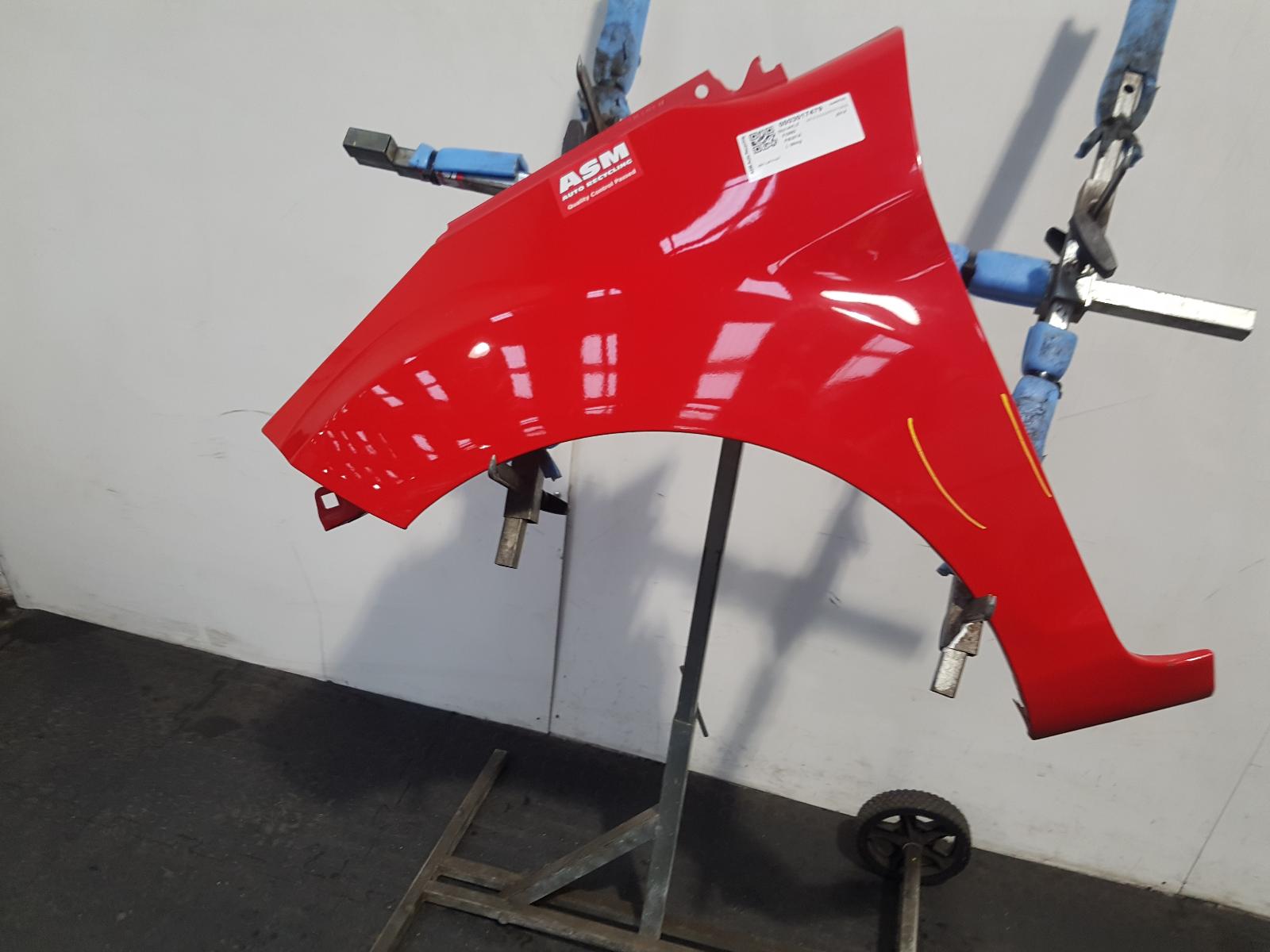 L Wing Fiesta Ford 2014 