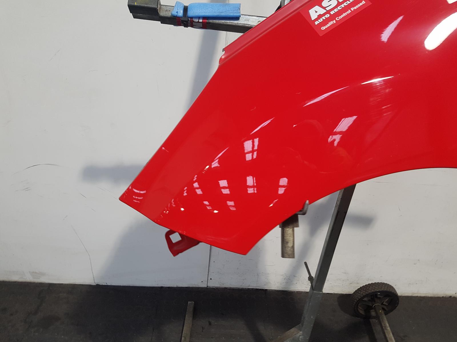 L Wing Fiesta Ford 2014