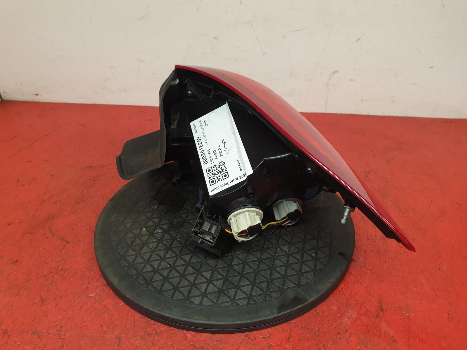 L Taillight Fiesta Ford 2018
