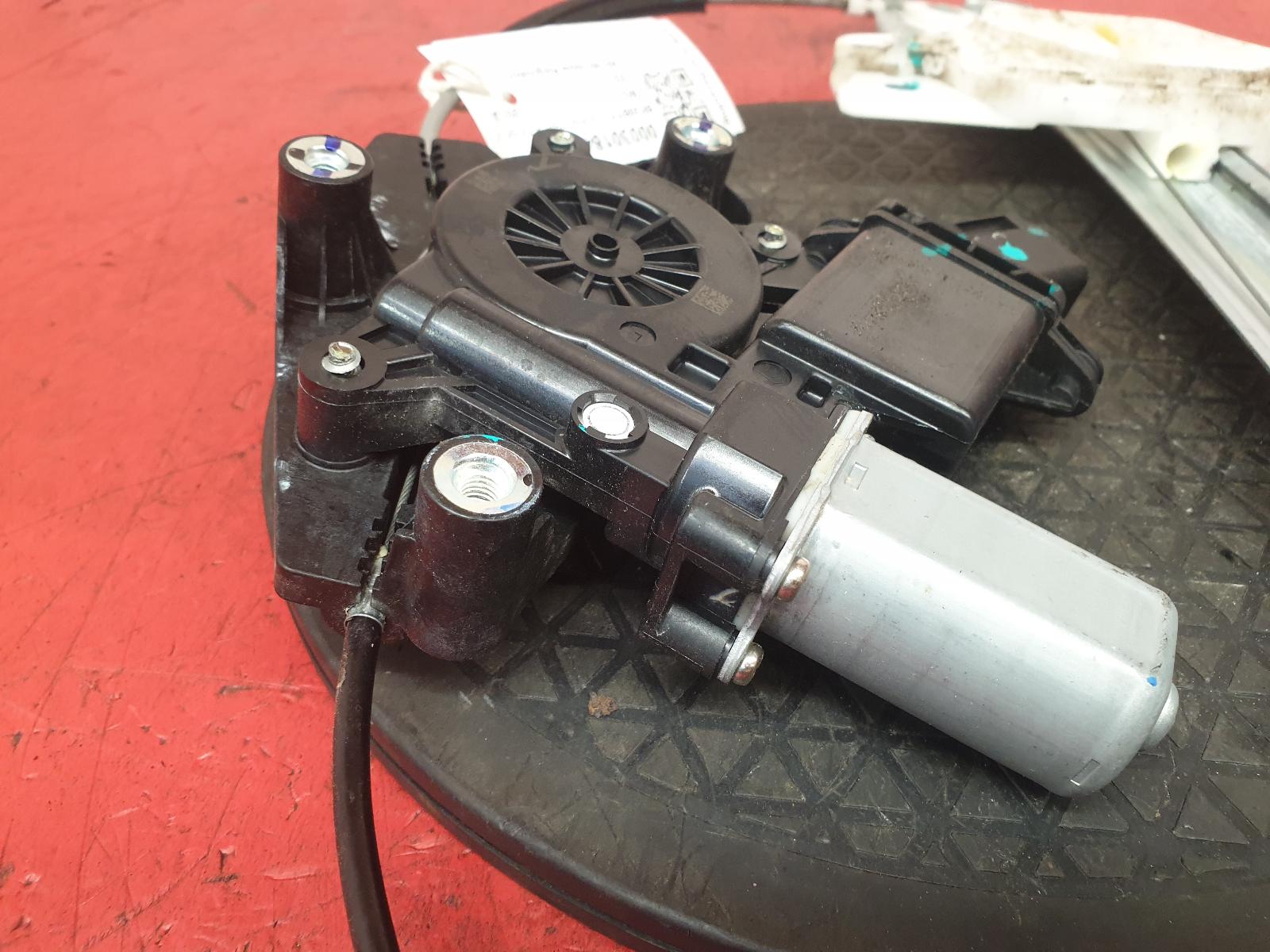 RF Window Regulator Zs Mg 2020