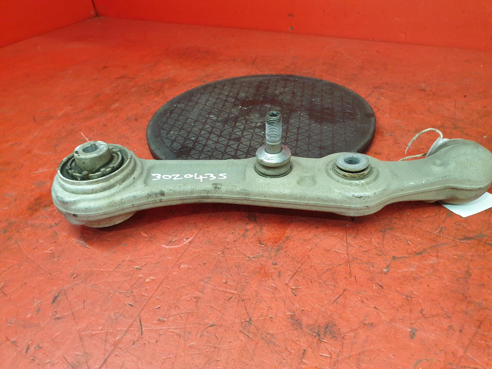 RF Lower Control Arm C Class Mercedes 2017