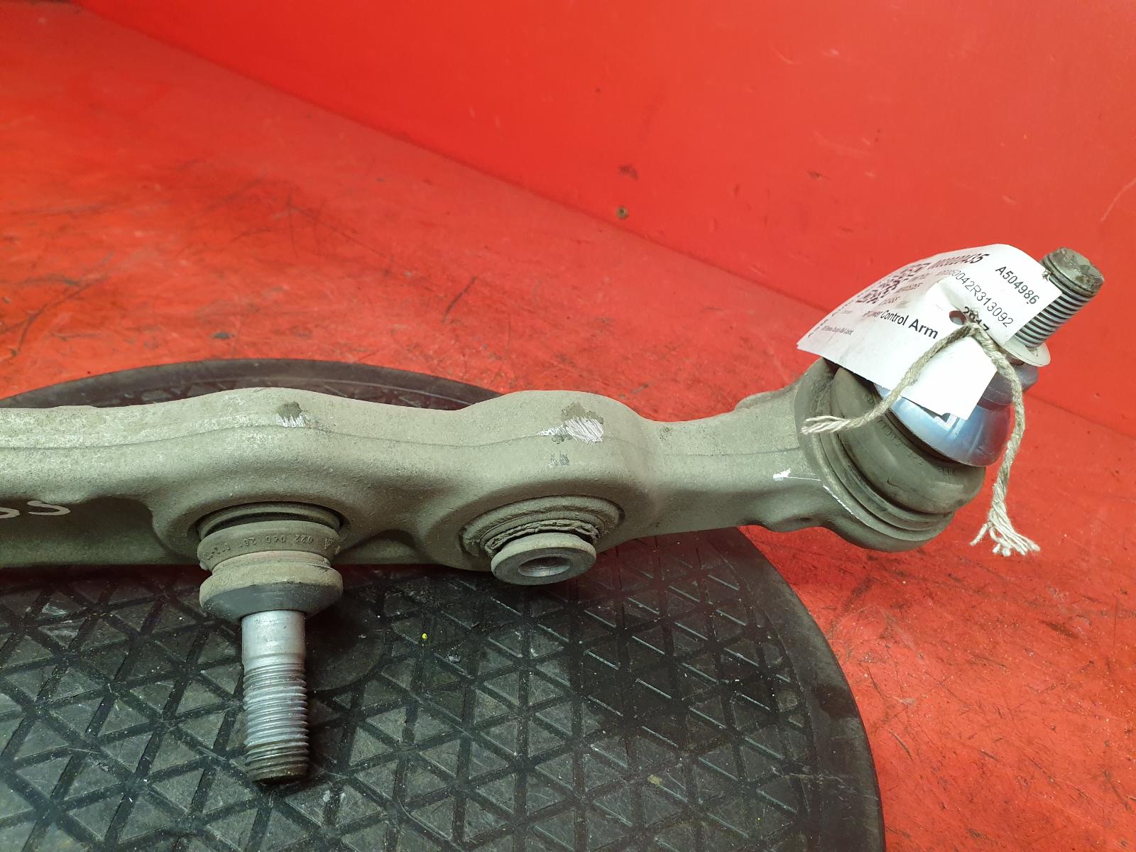 RF Lower Control Arm C Class Mercedes 2017