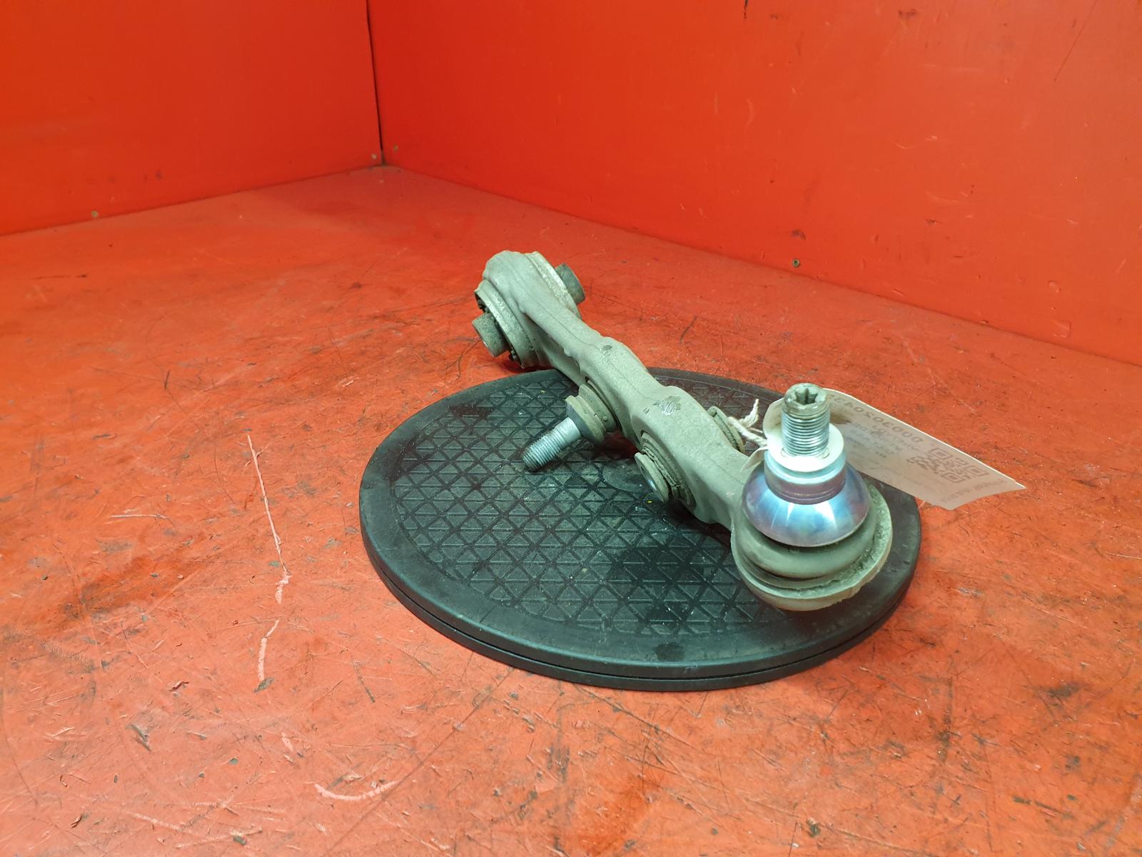RF Lower Control Arm C Class Mercedes 2017