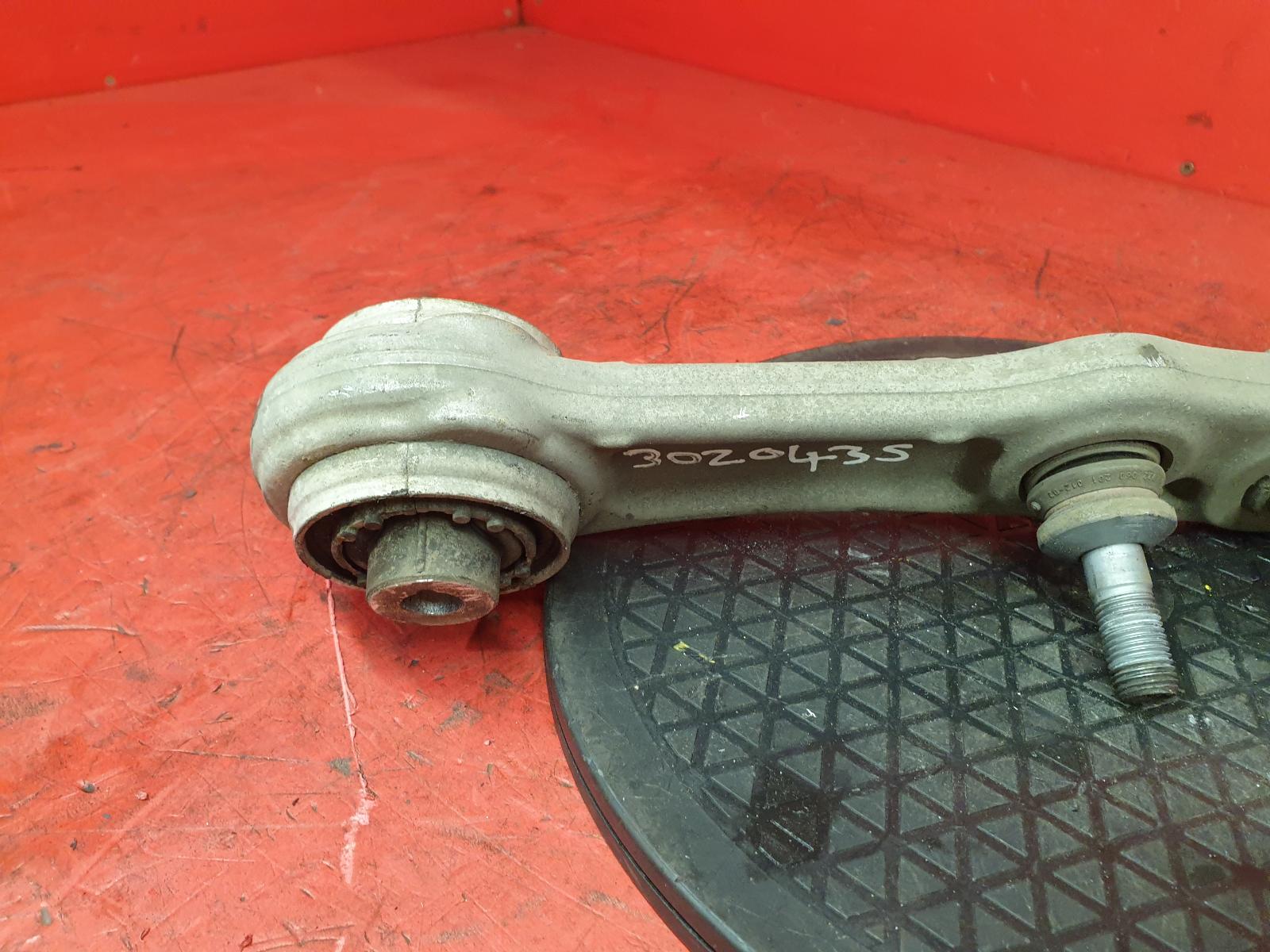 RF Lower Control Arm C Class Mercedes 2017