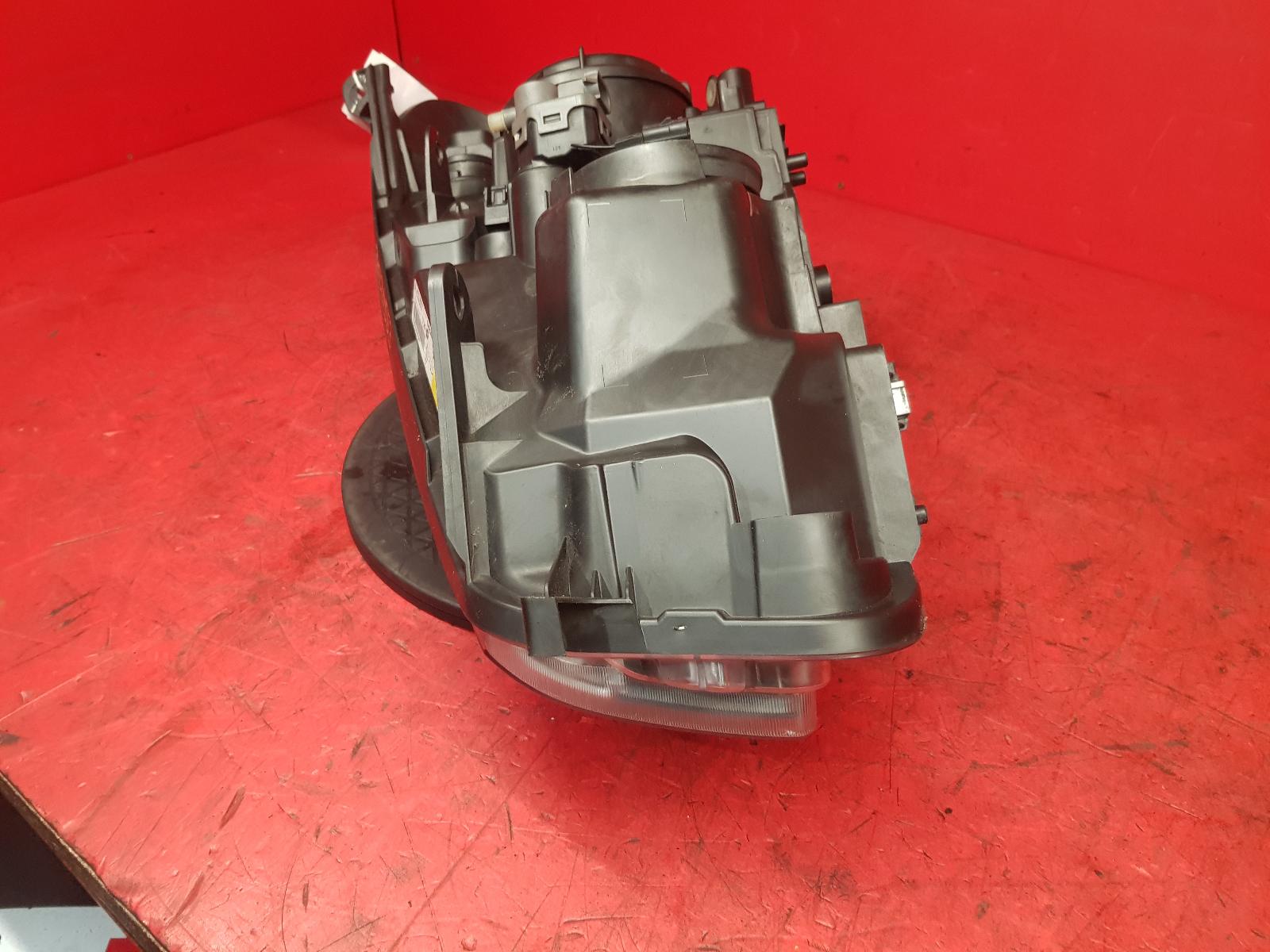 R Headlamp Qashqai Nissan 2012 