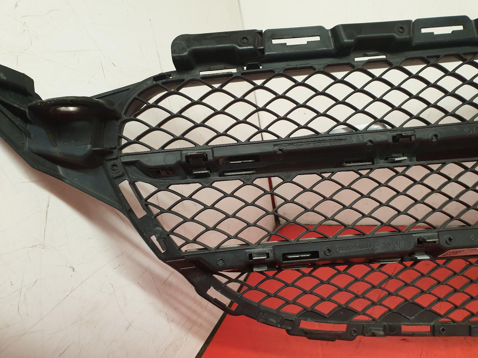 Grille C Class Mercedes 2017 