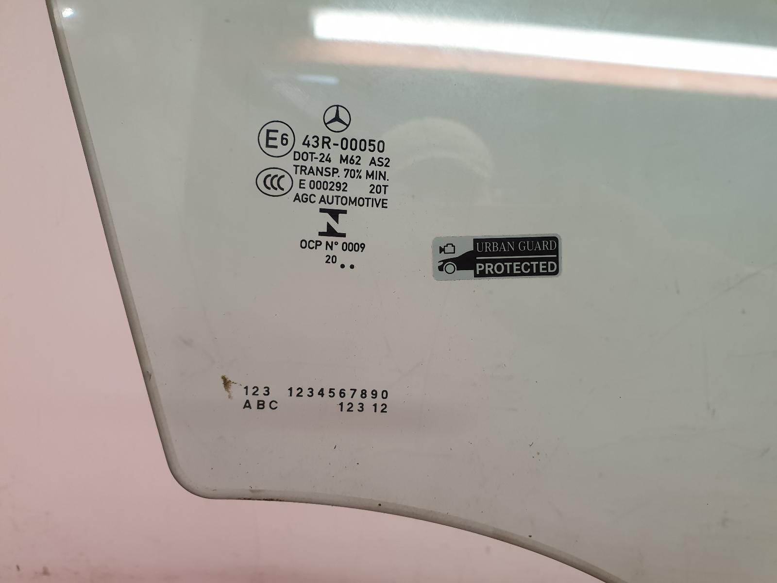 RF Door Window C Class Mercedes 2021