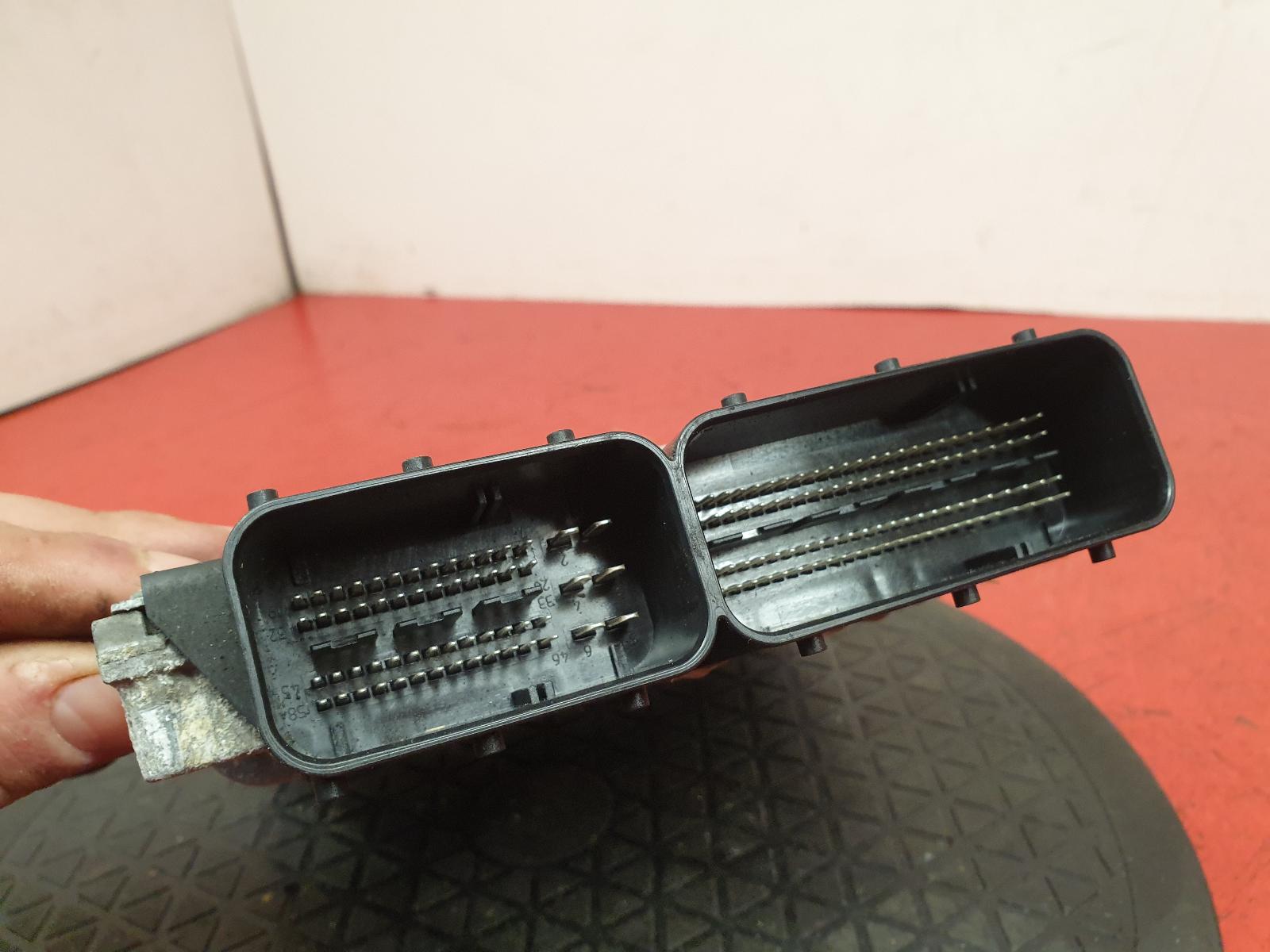ECU Cla Mercedes 2013