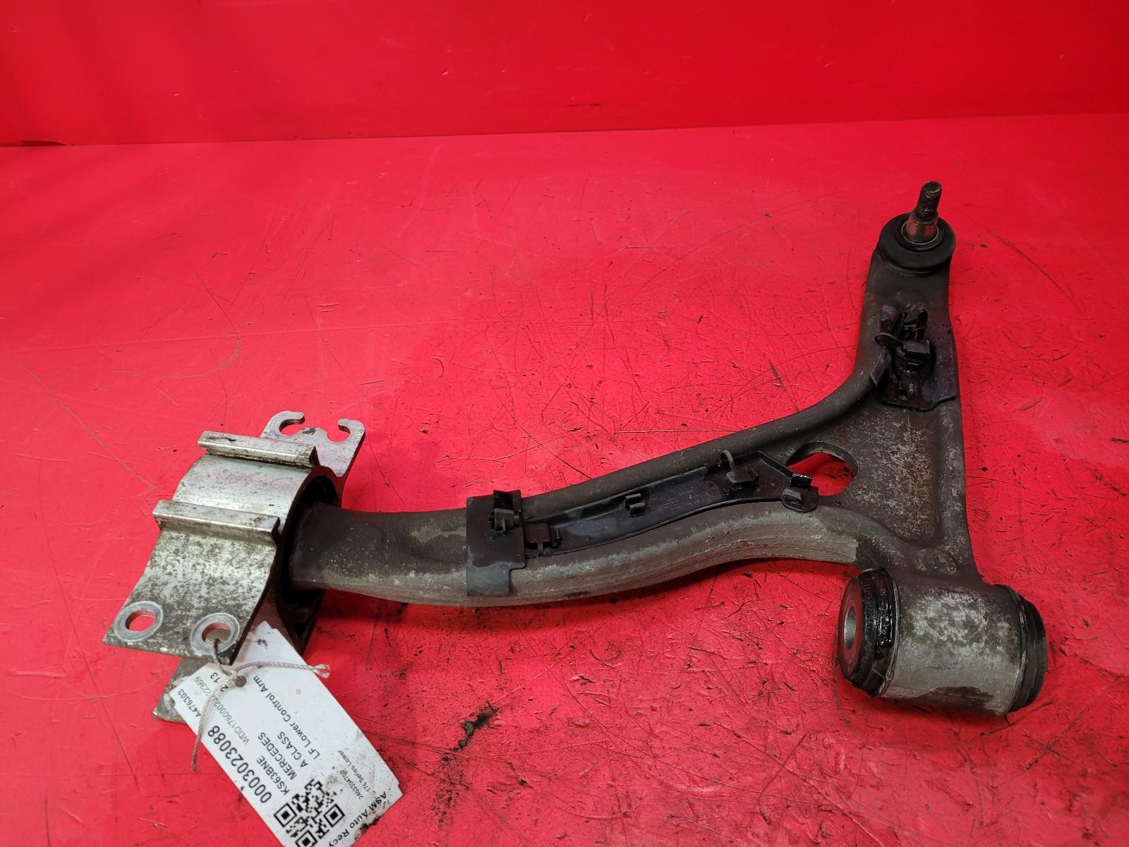LF Lower Control Arm A Class Mercedes 2013
