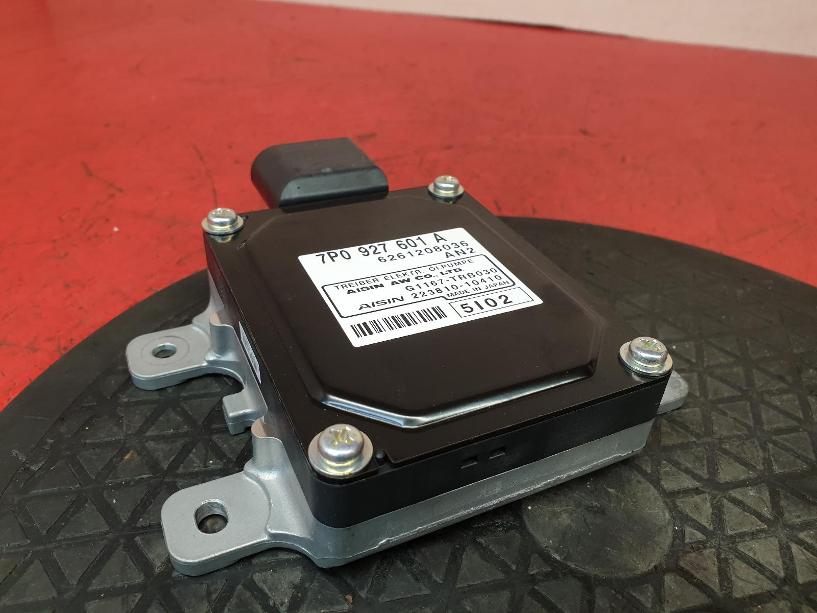 View Auto part ECU Porsche Cayenne 2016