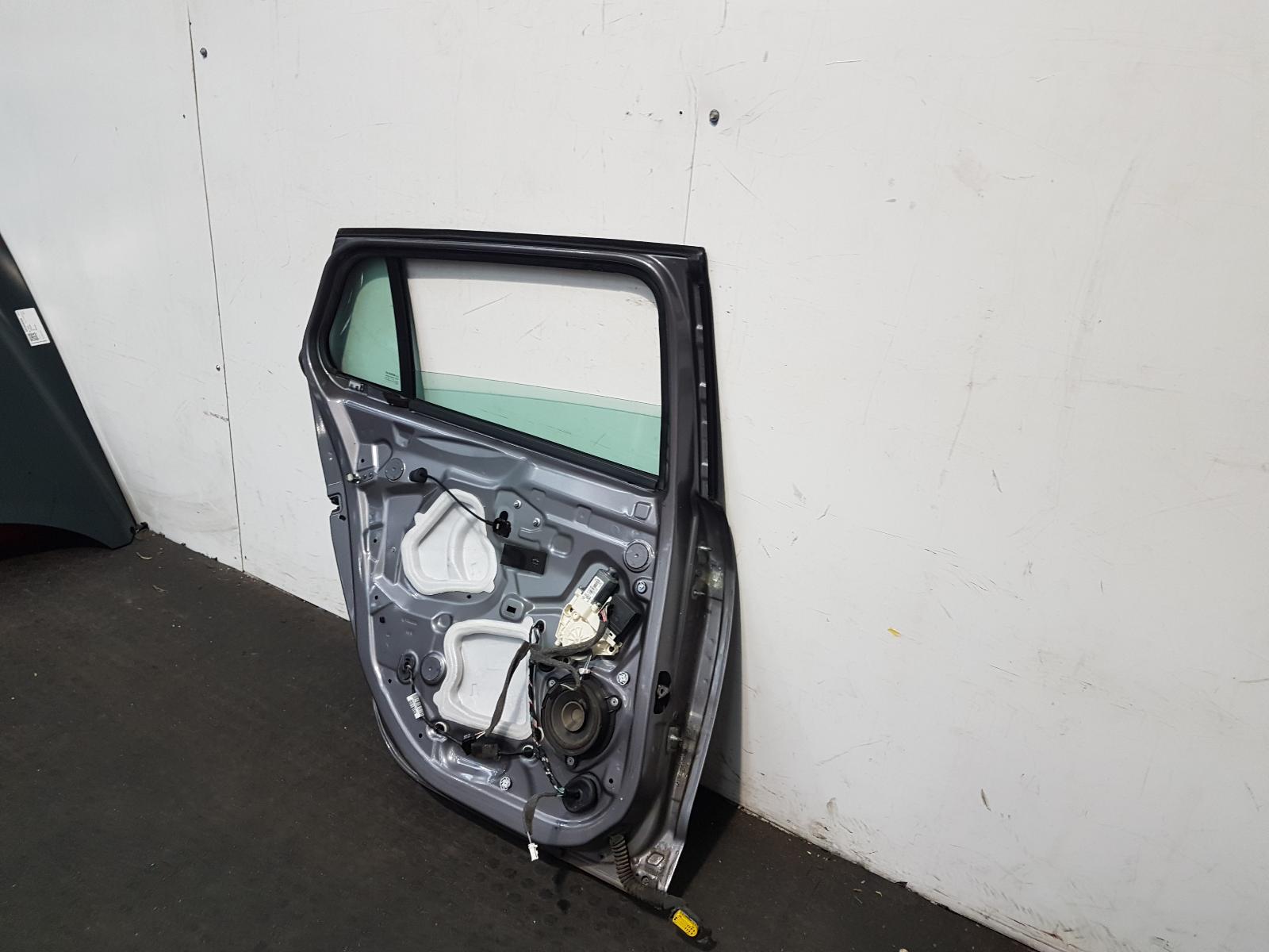 L Rear Door Megane Renault 2013