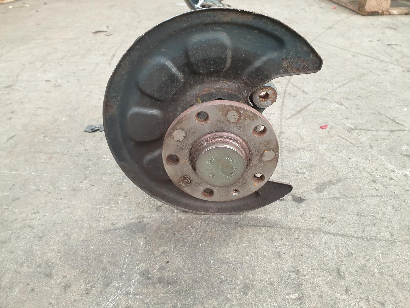 Rear Axle Assembly Caddy Volkswagen 2017