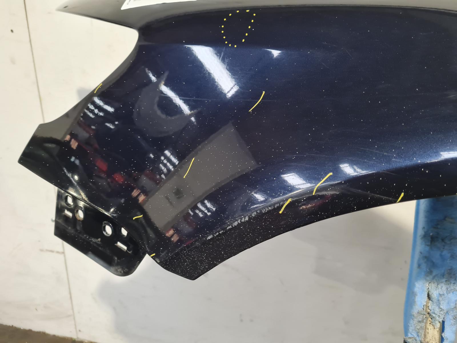 L Wing Phaeton Volkswagen 2009 